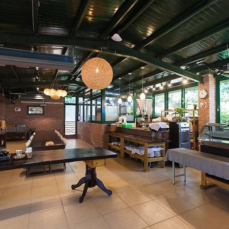 Locasu Bed & Breakfast Datong Bagian luar foto