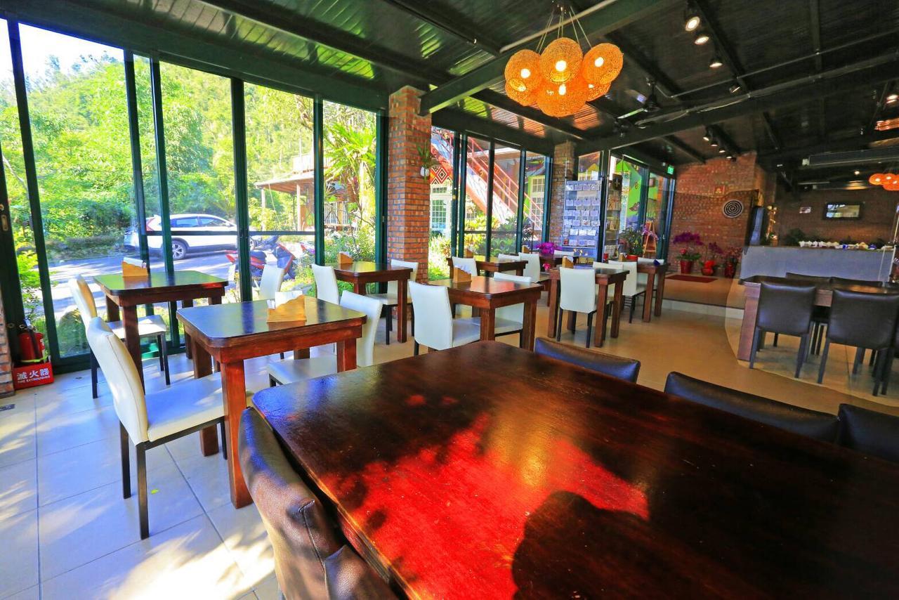 Locasu Bed & Breakfast Datong Bagian luar foto