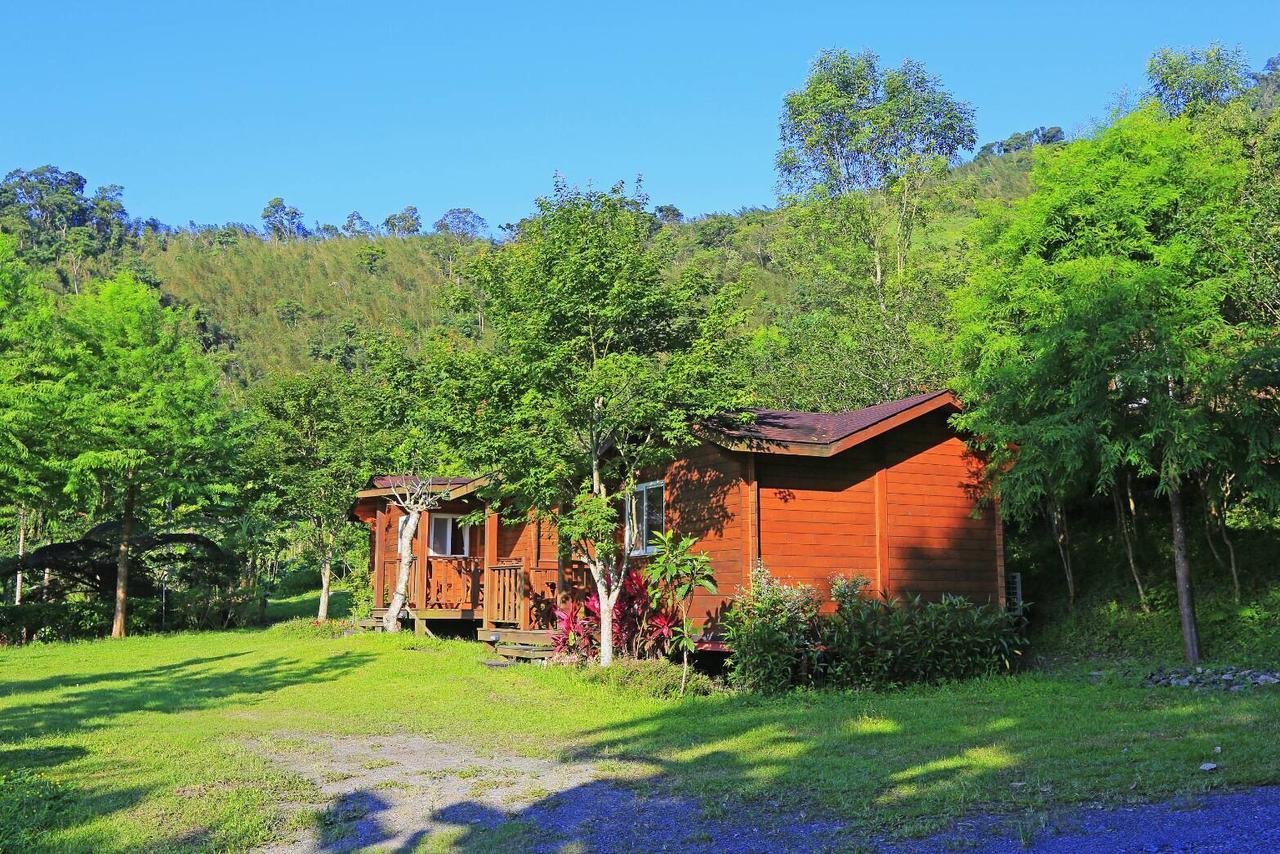 Locasu Bed & Breakfast Datong Bagian luar foto
