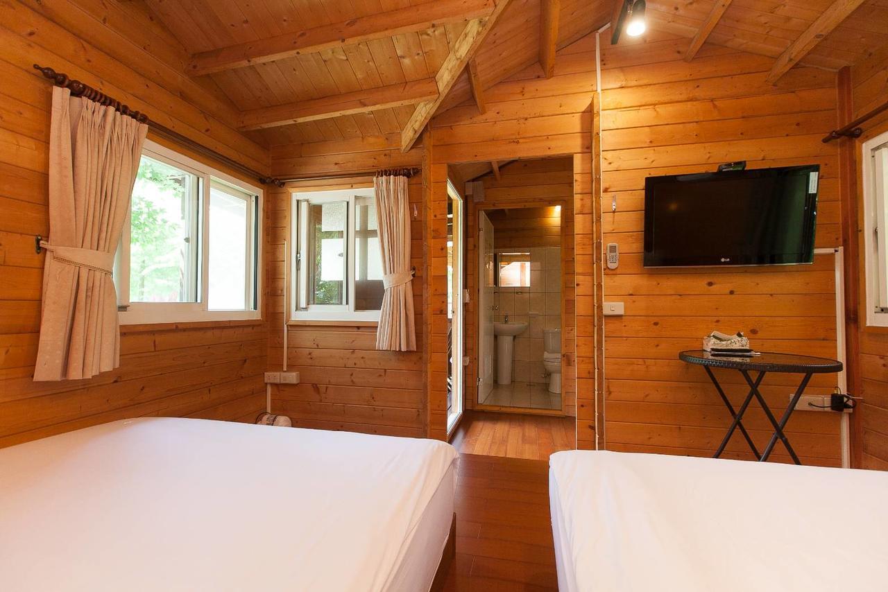 Locasu Bed & Breakfast Datong Bagian luar foto