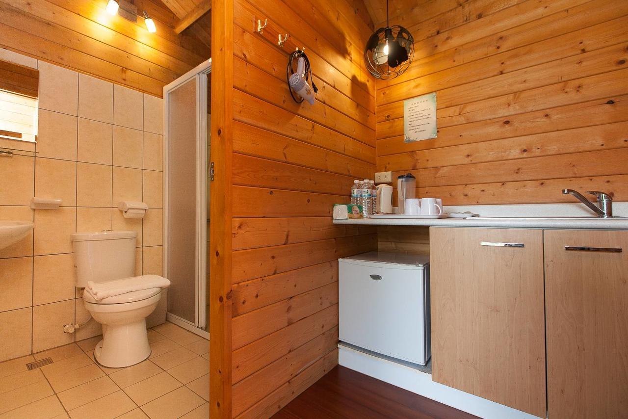Locasu Bed & Breakfast Datong Bagian luar foto
